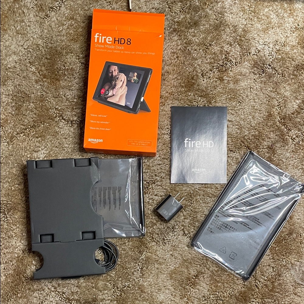 NEW! Fire HD 8 Amazon Alexa Show Mode Dock